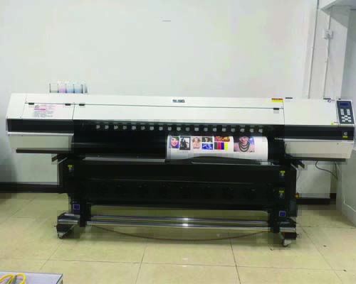 發(fā)【物流直達(dá)】1臺(tái)歐瑞卡寫真機(jī)和1臺(tái)奧德利條幅發(fā)往新邵三聯(lián)辦公