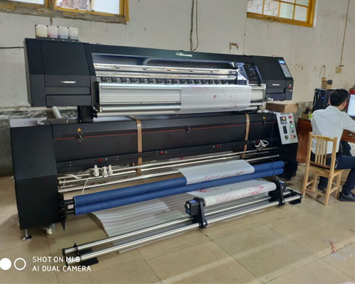 衡陽康總鐘意煥圖旗幟寫真機(jī) 現(xiàn)場打印花朵栩栩如生