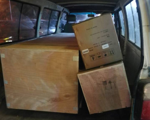 發(fā)【專車直達(dá)】三臺廣告設(shè)備發(fā)往株洲易眾圖文 含煥圖戶外寫真機(jī)等