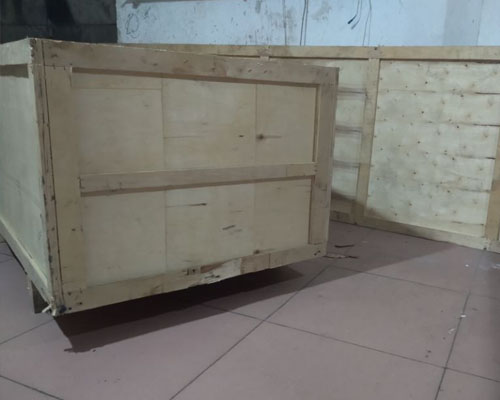 【物流直達】一臺普捷六色寫真機發(fā)往益陽潤樂廣告 初次合作愉快