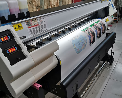 長(zhǎng)沙望旺圖文廣告：本想舊機(jī)換噴頭 卻更中意煥圖單頭寫真機(jī)