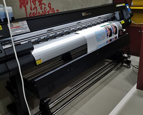 【長(zhǎng)沙澤斌圖文】1.6米寫真機(jī)更適合圖文店 煥圖品牌品質(zhì)更優(yōu)