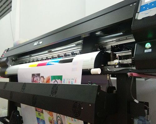 【長(zhǎng)沙】鄒總抱著換噴頭的心 結(jié)果新購(gòu)煥圖戶外寫(xiě)真機(jī)