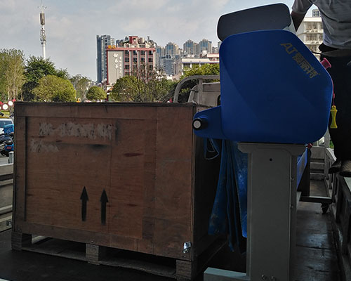 【專車送達】煥圖寫真機和覆膜機套餐一并送往向總加工廠