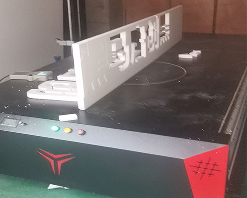 【貴州】陽光廣告首入泡沫切割機(jī) 看中泡沫模型加工利潤高