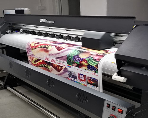 【長沙】小型廣告店壓電寫真機(jī)配置 1.6米單頭足以勝任