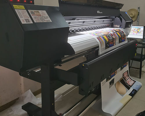 2022年廣告加工廠主流機(jī)型 高速寫真機(jī)煥圖四頭配置