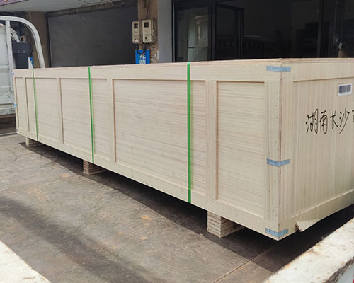 【專車送達】一臺煥圖單頭戶外寫真機按時送到先導廣告