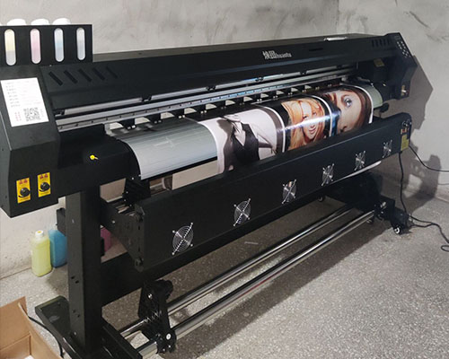 戶內外寫真機怎么防潮保養(yǎng) 避免零部件損壞