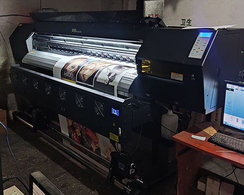 煥圖寫(xiě)真機(jī)賦能規(guī)模化生產(chǎn) 打造高速可靠的廣告加工