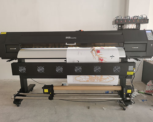 平衡效率與品質(zhì) 煥圖四頭寫真機(jī)助力廣告公司提升競(jìng)爭(zhēng)力