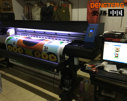 影樓寫真機(jī).jpg 影樓寫真機(jī).jpg