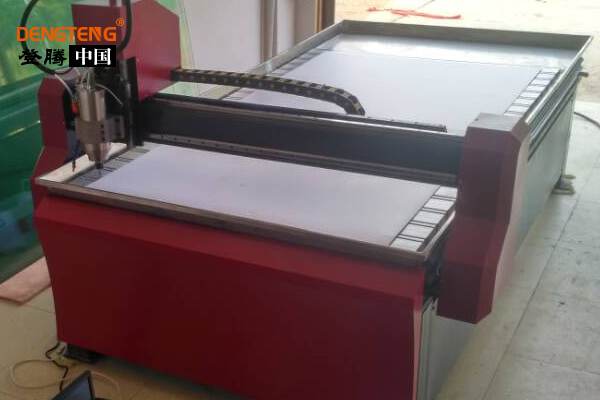 1325銀田雕刻機.jpg 1325銀田雕刻機.jpg