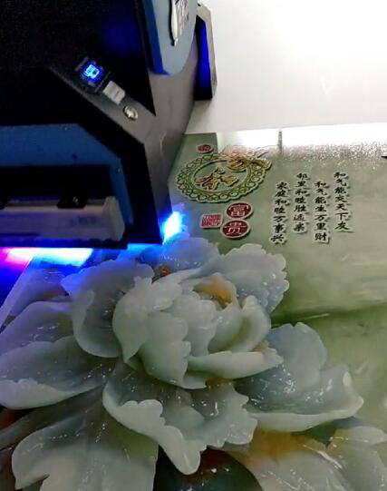 uv平板打印機(jī)使用簡(jiǎn)單易懂 操作流程介紹1.jpg