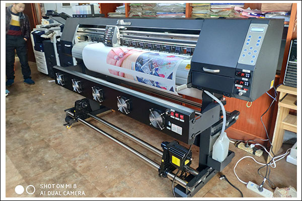 煥圖1.6米單頭寫真機(jī) 煥圖1.6米單頭寫真機(jī)