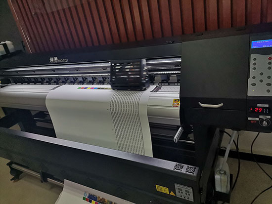 煥圖1.8米戶外寫真機(jī).jpg 煥圖1.8米戶外寫真機(jī).jpg