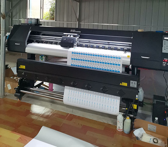 煥圖1.8米戶外寫真機(jī).jpg 煥圖1.8米戶外寫真機(jī).jpg