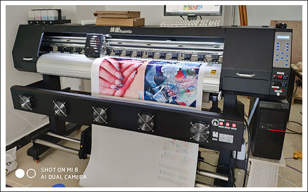 煥圖1.6米單頭寫真機(jī).jpg 煥圖1.6米單頭寫真機(jī).jpg