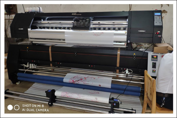 煥圖旗幟寫真機(jī).jpg 煥圖旗幟寫真機(jī).jpg