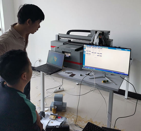 尊圖平板打印機(jī).jpg 尊圖平板打印機(jī).jpg