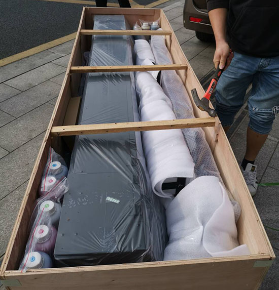 煥圖單頭寫(xiě)真機(jī).jpg 煥圖單頭寫(xiě)真機(jī).jpg