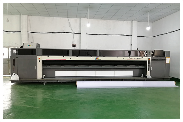 海邦達(dá)uv卷材機(jī).jpg 海邦達(dá)uv卷材機(jī).jpg