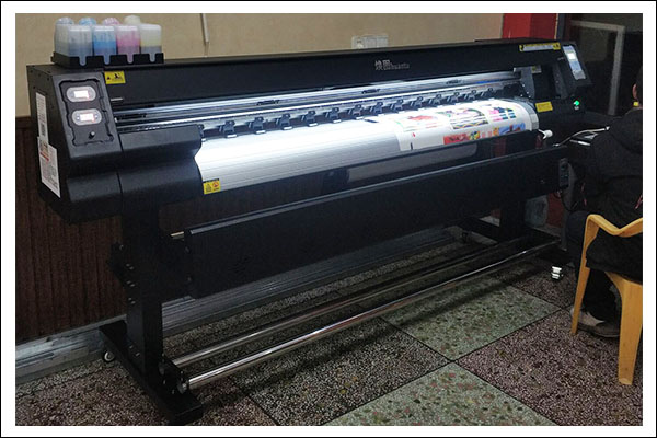 煥圖1.8米寫真機(jī).jpg 煥圖1.8米寫真機(jī).jpg