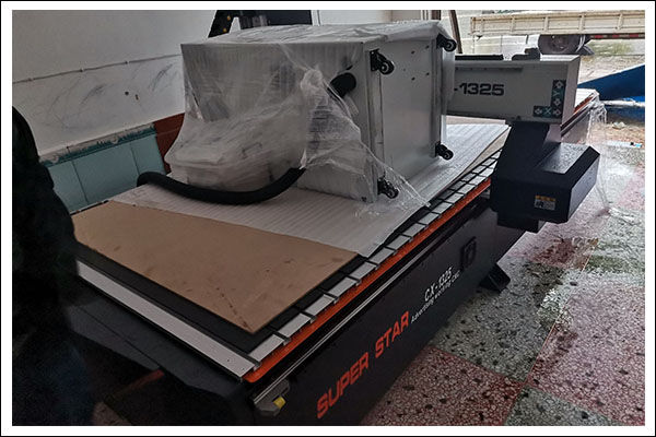 超星廣告雕刻機(jī).jpg 超星廣告雕刻機(jī).jpg