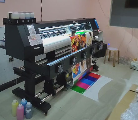 煥圖1.6米壓電寫(xiě)真機(jī).jpg 煥圖1.6米壓電寫(xiě)真機(jī).jpg