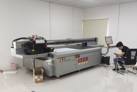 金谷田uv平板機.jpg