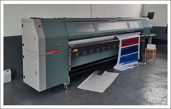 銳杰3.2米噴繪機.jpg 銳杰3.2米噴繪機.jpg