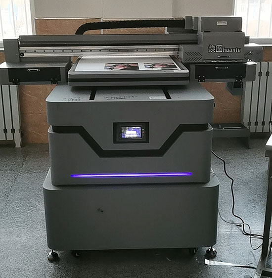 煥圖6090uv平板打印機(jī).jpg 煥圖6090uv平板打印機(jī).jpg