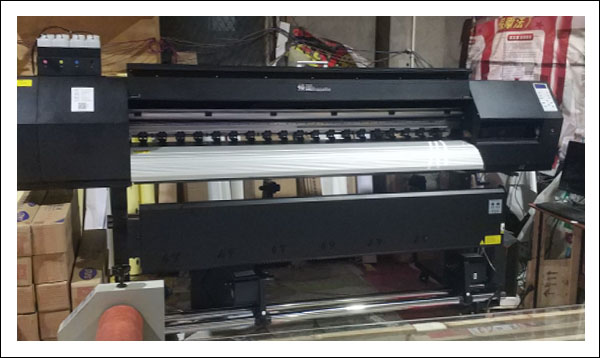 煥圖4頭戶外寫真機.jpg 煥圖4頭戶外寫真機.jpg