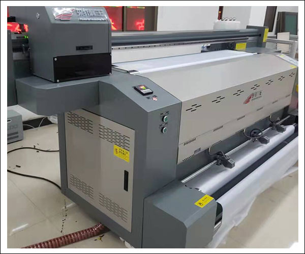 彩旗王旗幟寫真機(jī).jpg 彩旗王旗幟寫真機(jī).jpg