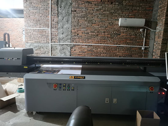 金谷田uv平板機(jī).jpg 金谷田uv平板機(jī).jpg