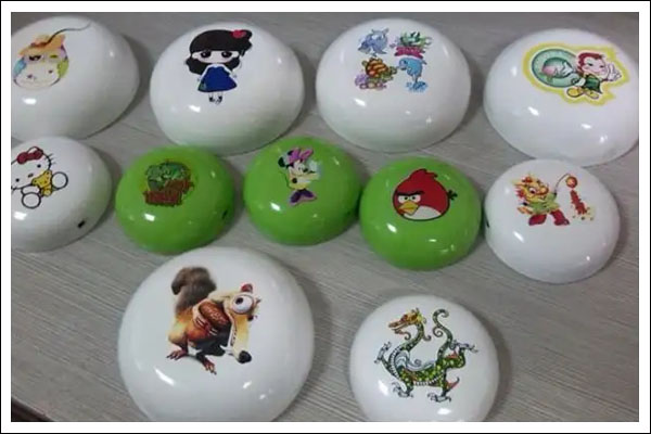 煥圖6090小型uv平板機工藝品樣品.jpg 煥圖6090小型uv平板機工藝品樣品.jpg