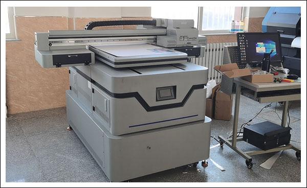 煥圖6090小型uv平板機.jpg 煥圖6090小型uv平板機.jpg