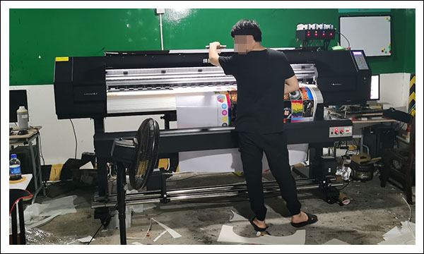 煥圖雙頭高清寫真機(jī).jpg 煥圖雙頭高清寫真機(jī).jpg