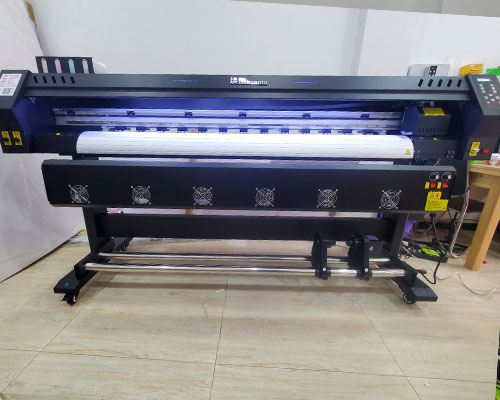 煥圖圖文店寫真機(jī).jpg 煥圖圖文店寫真機(jī).jpg