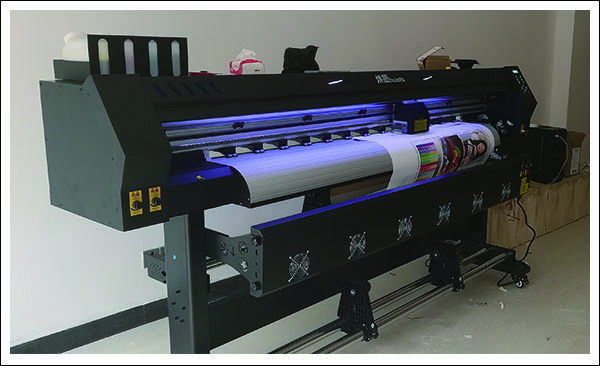 煥圖單頭國產(chǎn)寫真機.jpg 煥圖單頭國產(chǎn)寫真機.jpg