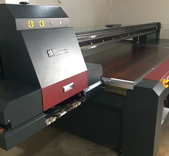 煥圖uv平板打印機(jī).jpg 煥圖uv平板打印機(jī).jpg