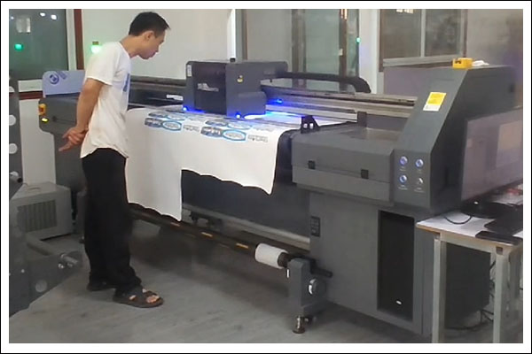 煥圖足球uv打印機.jpg 煥圖足球uv打印機.jpg