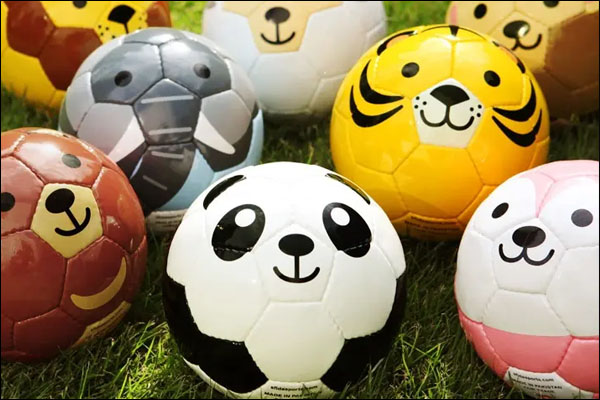 煥圖玩具足球打印機(jī)制作.jpg 煥圖玩具足球打印機(jī)制作.jpg