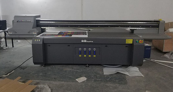 持久耐用的選擇 煥圖鍵盤UV平板機(jī)高附著力打印不褪色-2.jpg 持久耐用的選擇 煥圖鍵盤UV平板機(jī)高附著力打印不褪色-2.jpg