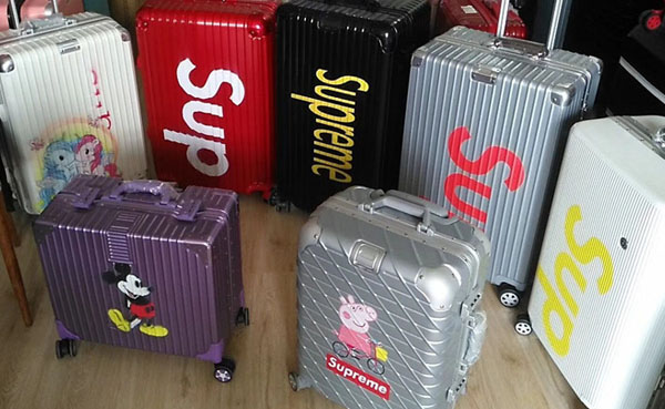 煥圖拉桿箱行李箱UV平板機(jī) 為王總提升旅行產(chǎn)品的色彩與質(zhì)感2.jpg 煥圖拉桿箱行李箱UV平板機(jī) 為王總提升旅行產(chǎn)品的色彩與質(zhì)感2.jpg