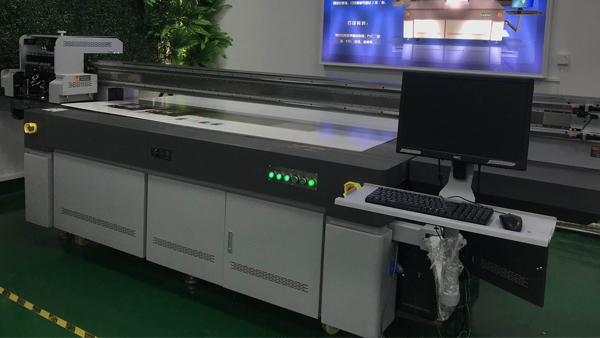 煥圖直尺uv平板機(jī)是文具生產(chǎn)商的理想選擇 提升品質(zhì)與速度2.jpg 煥圖直尺uv平板機(jī)是文具生產(chǎn)商的理想選擇 提升品質(zhì)與速度2.jpg