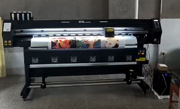 煥圖國產(chǎn)寫真機提升廣告印刷品質(zhì)與速度 色彩鮮艷細節(jié)細膩2.jpg