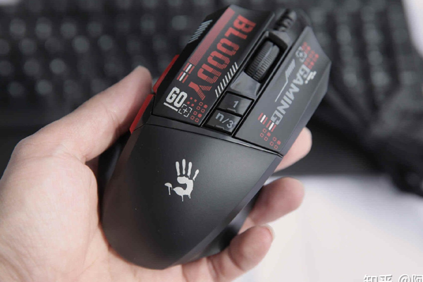 煥圖鼠標(biāo)uv平板機高落差印刷技巧 打造清晰細膩的圖案效果.jpg 煥圖鼠標(biāo)uv平板機高落差印刷技巧 打造清晰細膩的圖案效果.jpg