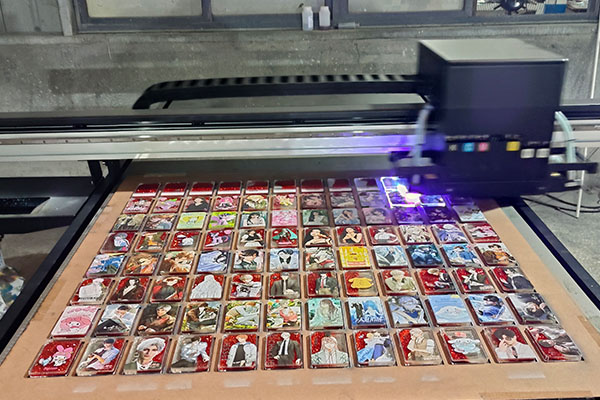 提高效率的玩具生產(chǎn) 煥圖UV平板機(jī)各材料異型打印毫無壓力.jpg 提高效率的玩具生產(chǎn) 煥圖UV平板機(jī)各材料異型打印毫無壓力.jpg