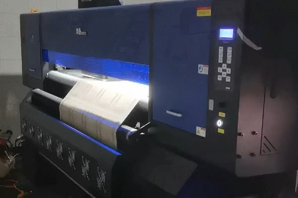 高速穩(wěn)定的煥圖宣紙打印機 實現無人值守操作的自動化工藝.jpg